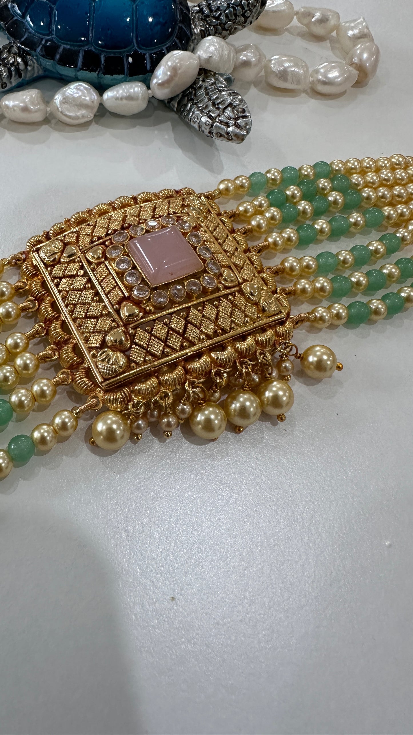 Gold-plated bahi bracelet Sandookh Collection