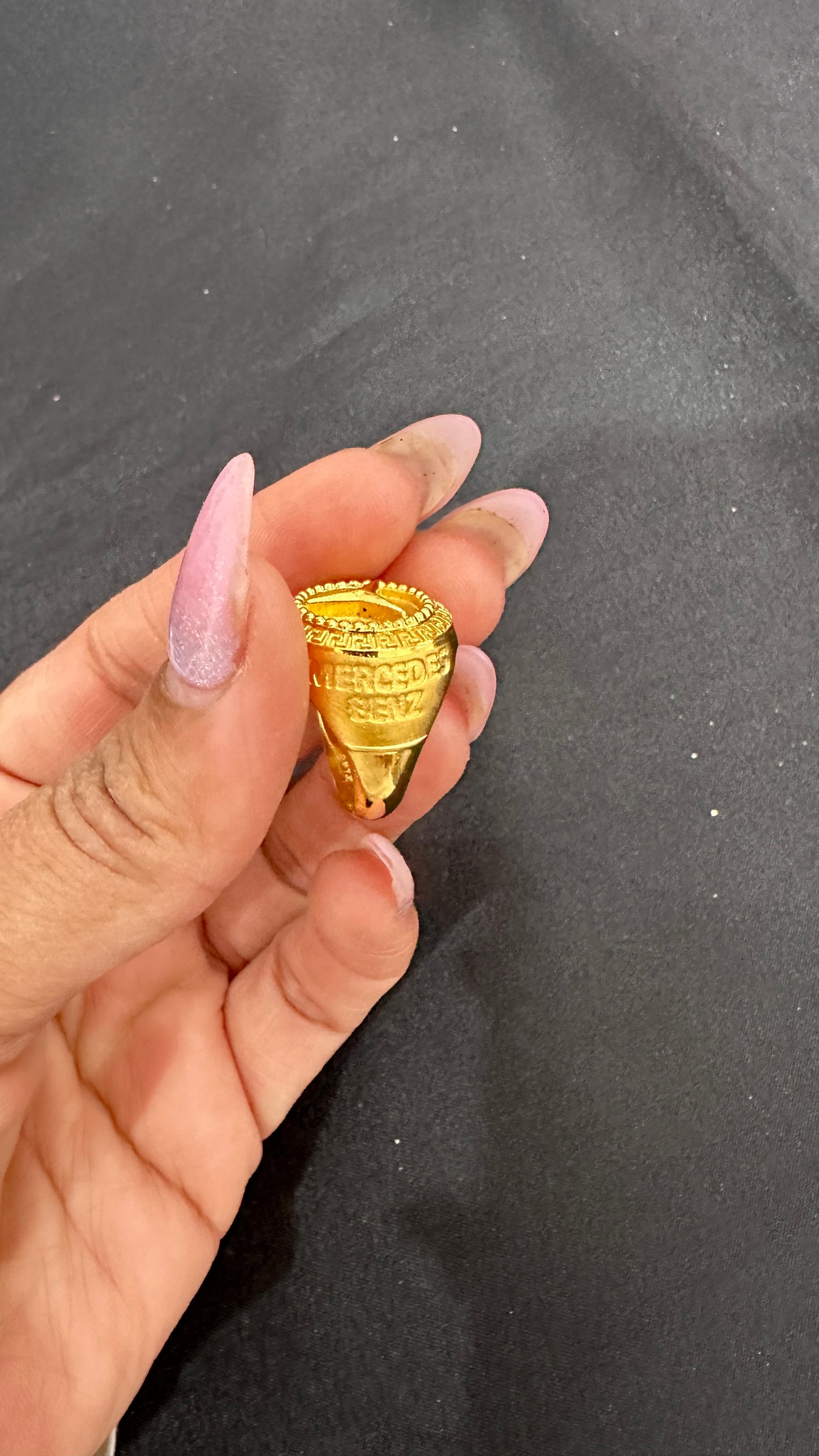 Mens gold look ring