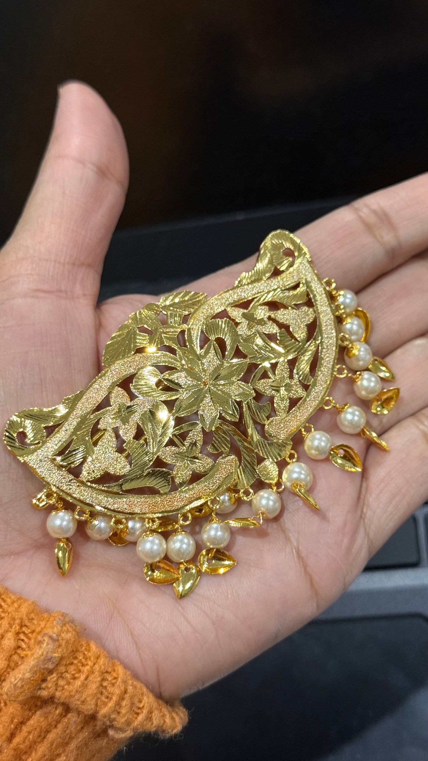 Gold plated hair pin (sui)