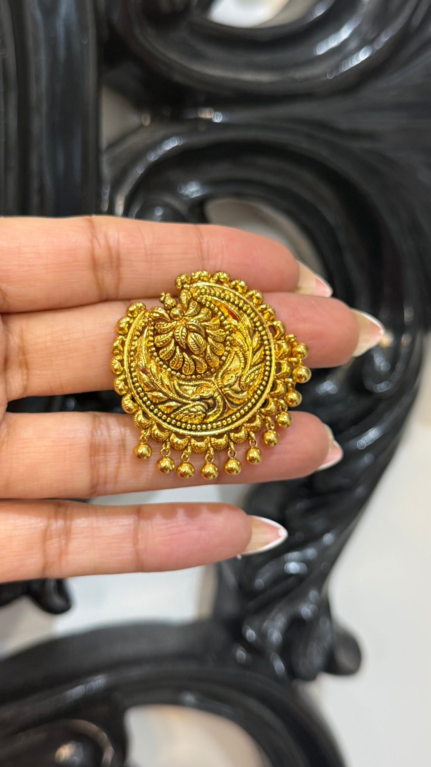 Gold plated hair clip (sui ) sandookh collection