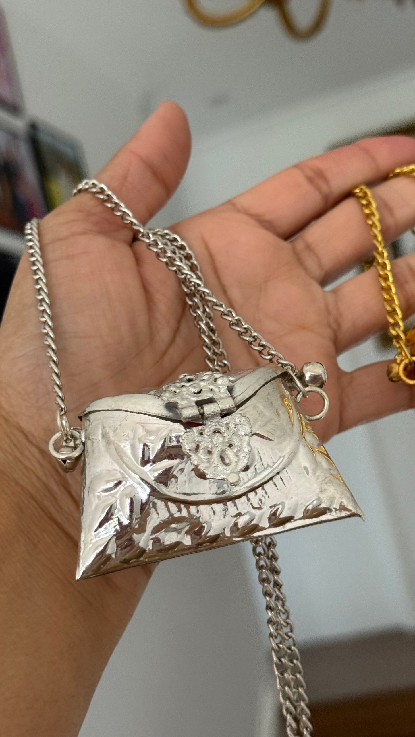 Mini hand bag