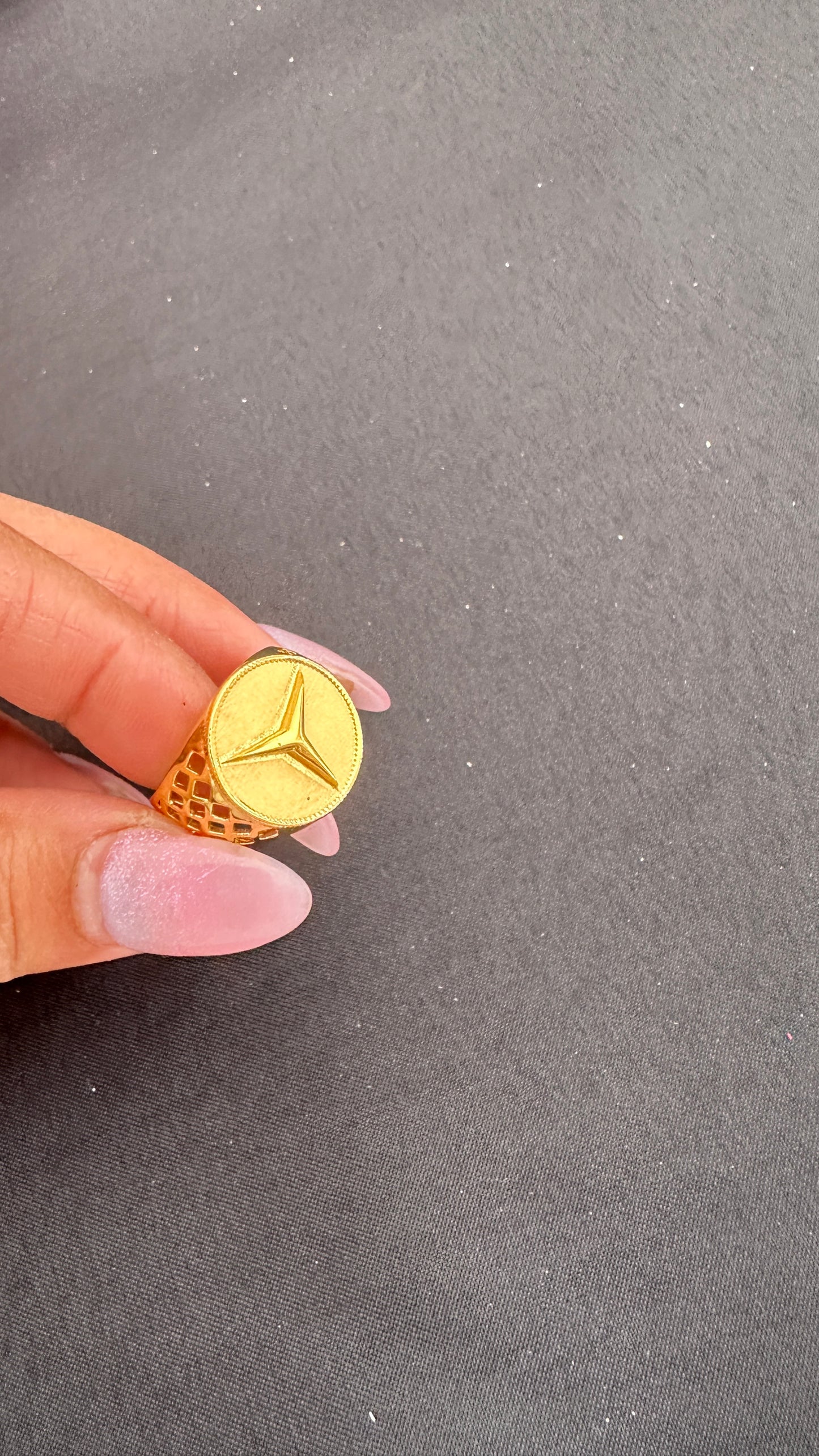 Mens gold look ring