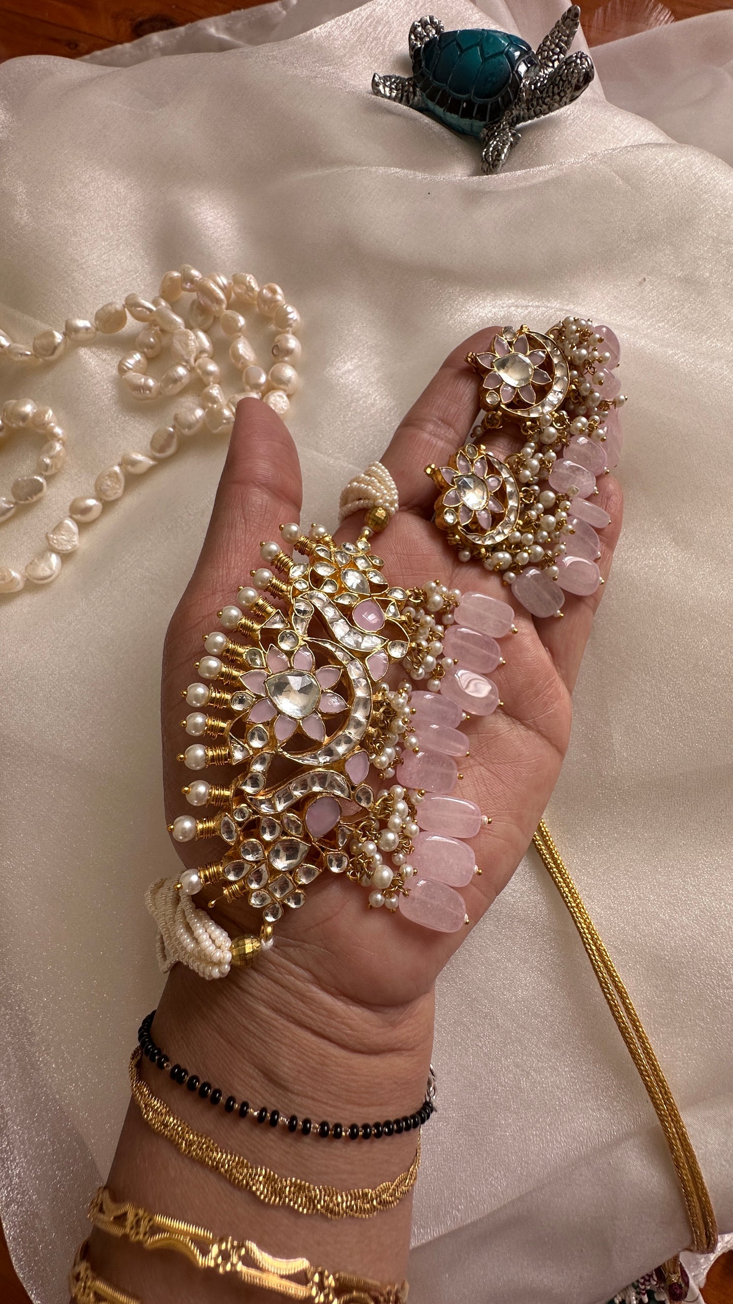 Pachi kundan choker