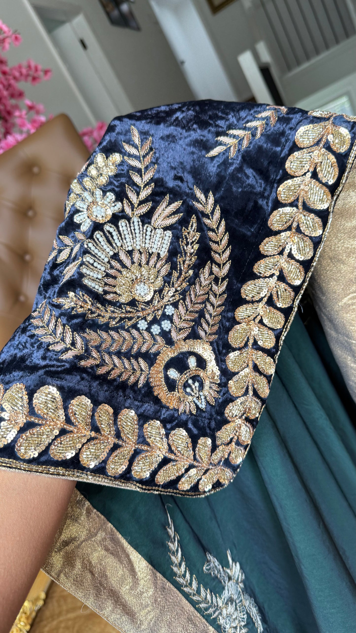 Black Luxurious Velvet Shawl for Winter | Warm & Elegant Wraps shawl/dupatta for bride or groom