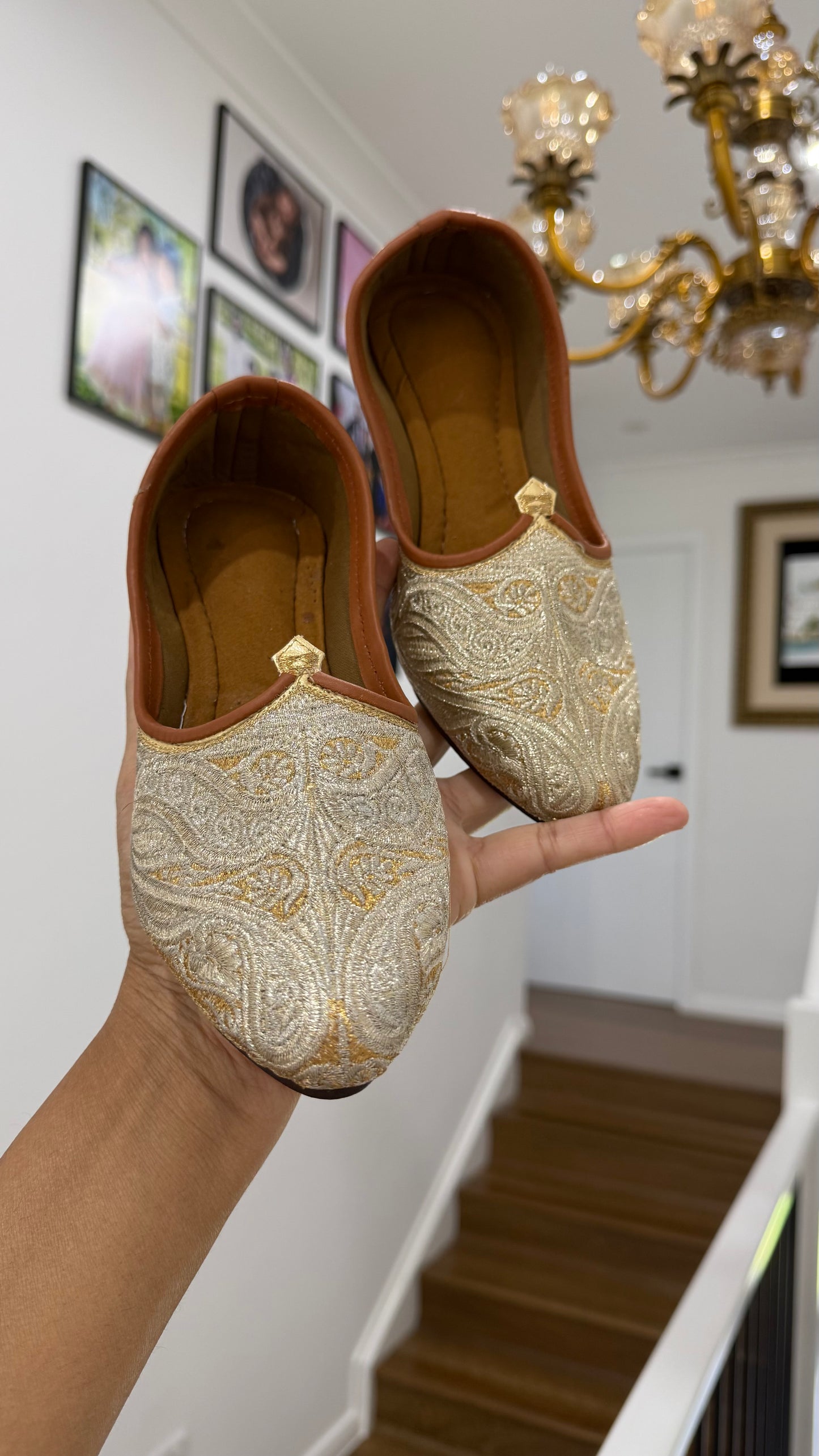 Teen Boys Traditional Jutti – Handcrafted Ethnic Footwear Kids Jutti