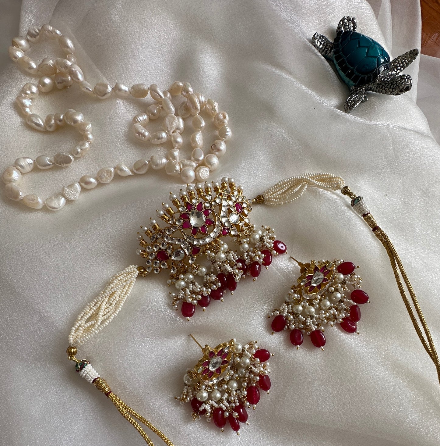 Pachi kundan choker