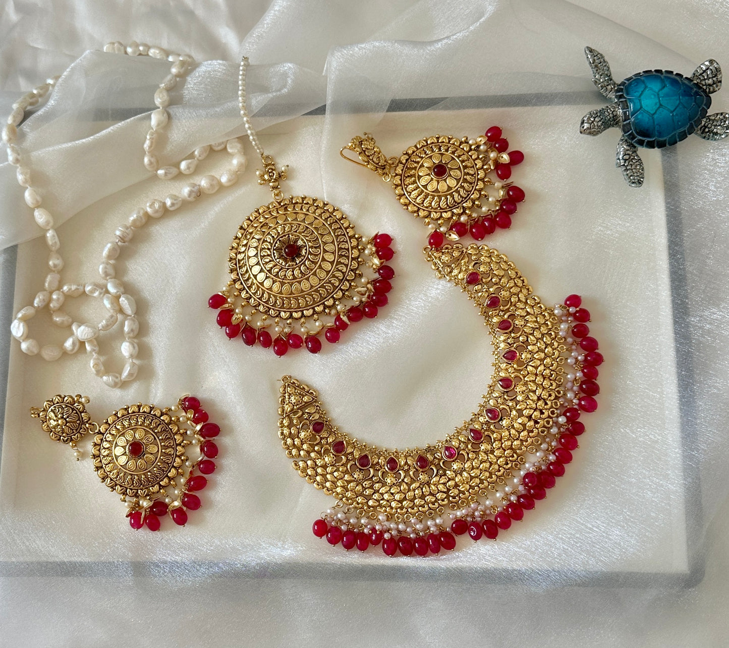 Gold plated necklace set sandookh perfect for bride
