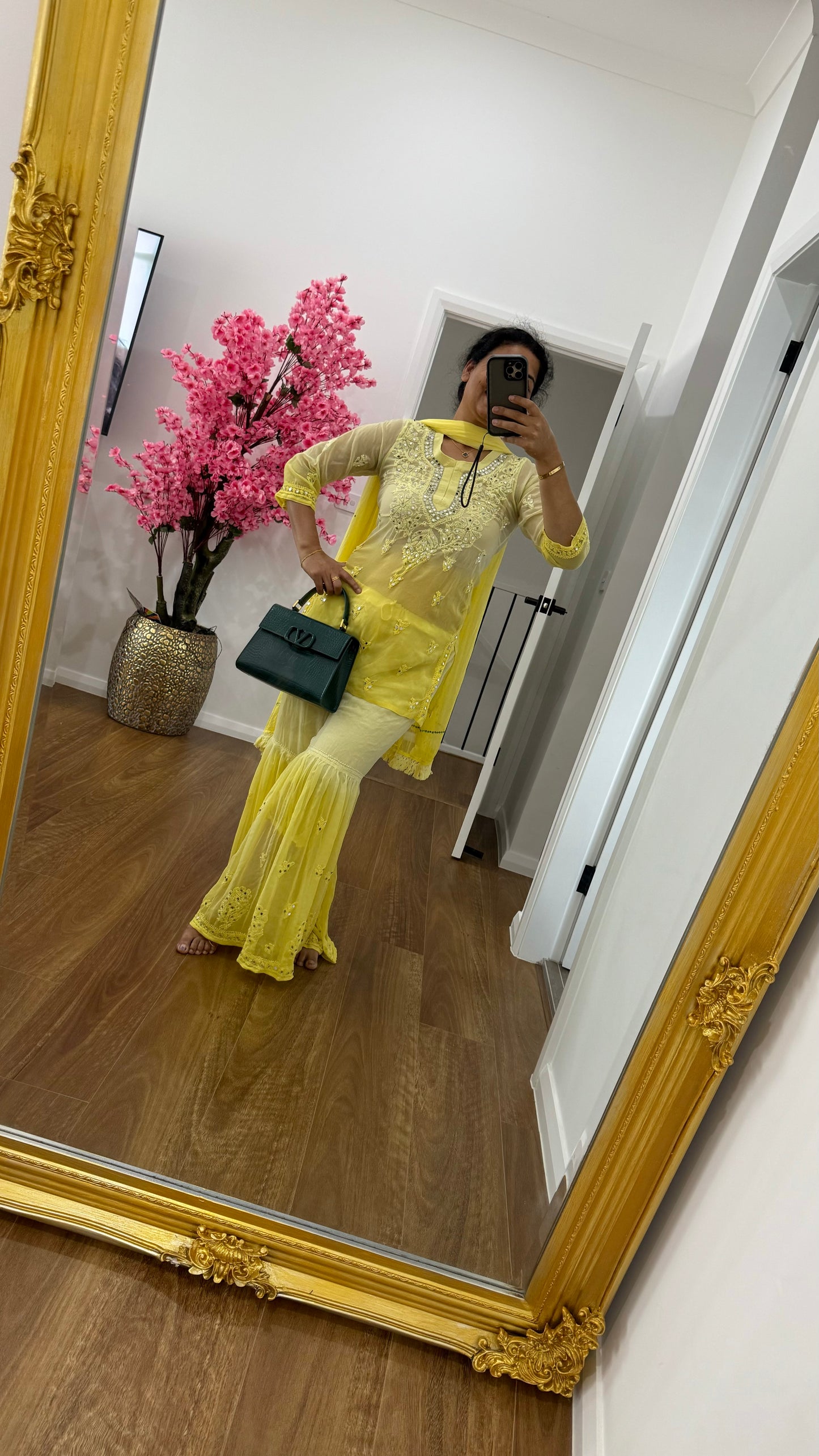 chikankari yellow kurti set / Indian kurta set/ Indian Outfit/ Chikankari black kurti set, traditional Indian outfit with intricate embroidery, perfect for casual and festive occasions. Indian kurta set suitable for elegant styling