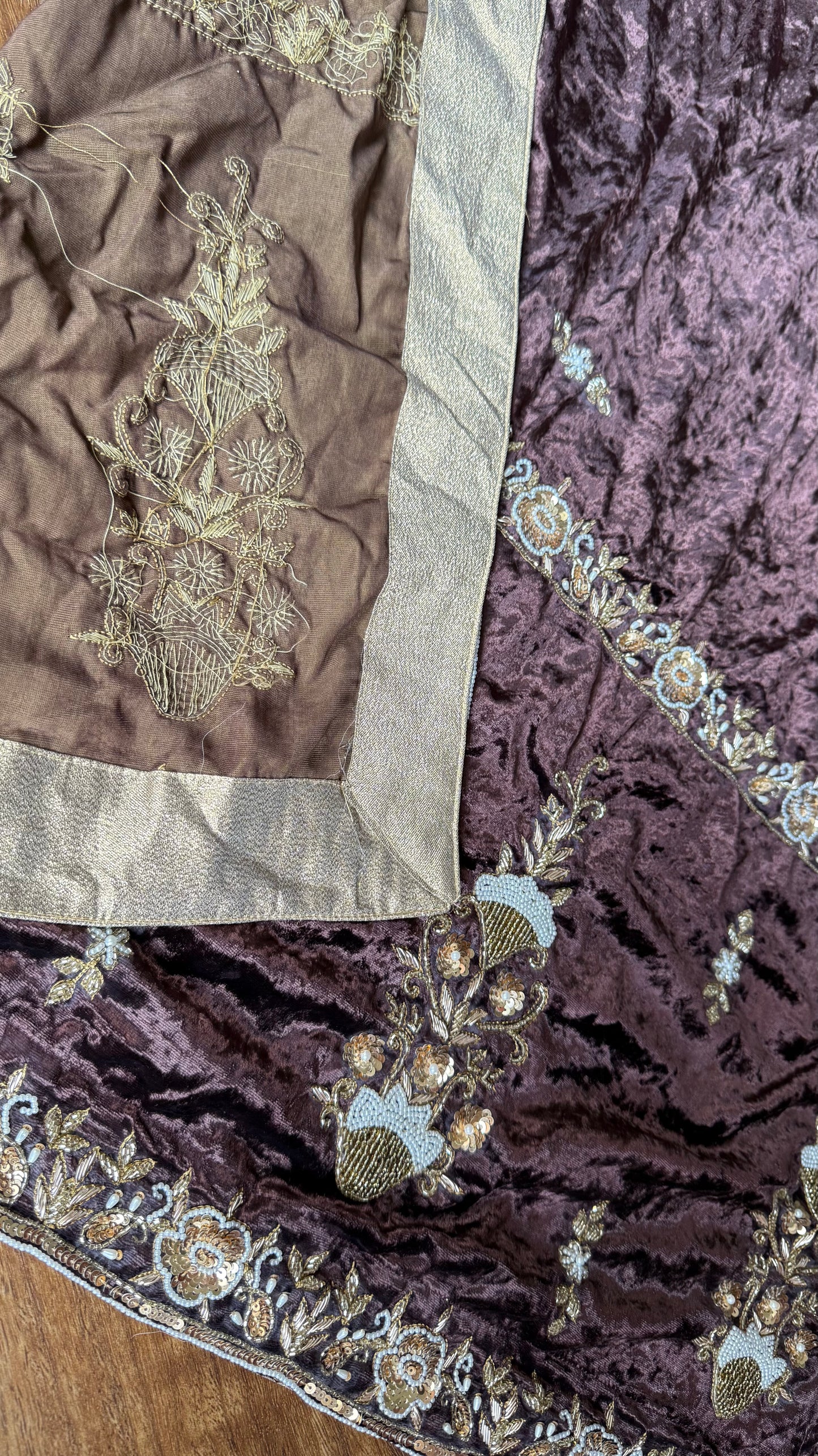 Luxurious Velvet Shawl for Winter | Warm & Elegant Wraps shawl/dupatta for bride or groom