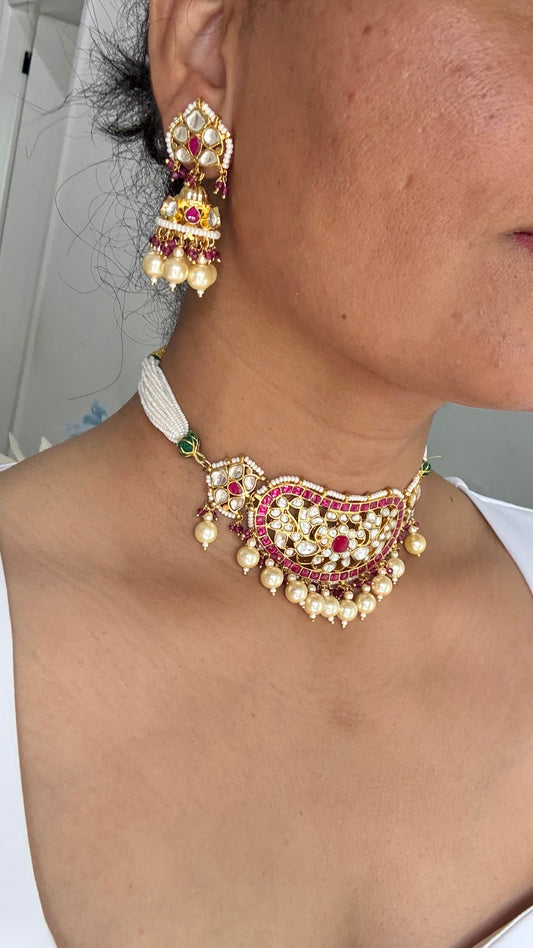 Gold Plated pachi kundan necklace with matching earrings