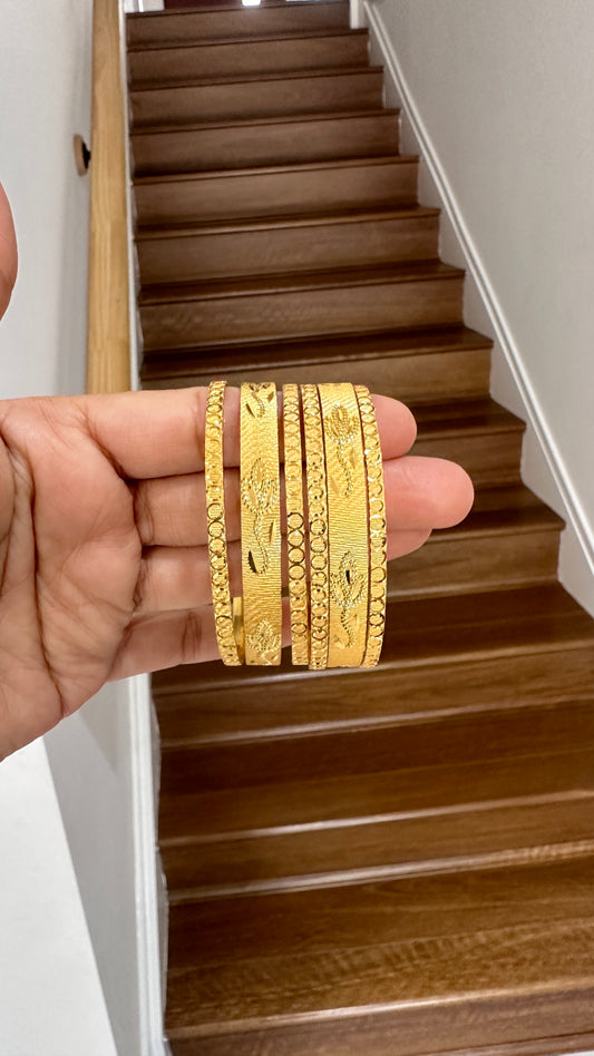Gold look bangle