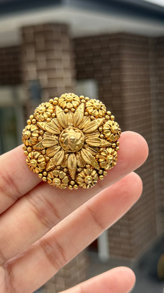 Antique gold plated ring adjustable Sandookh collection