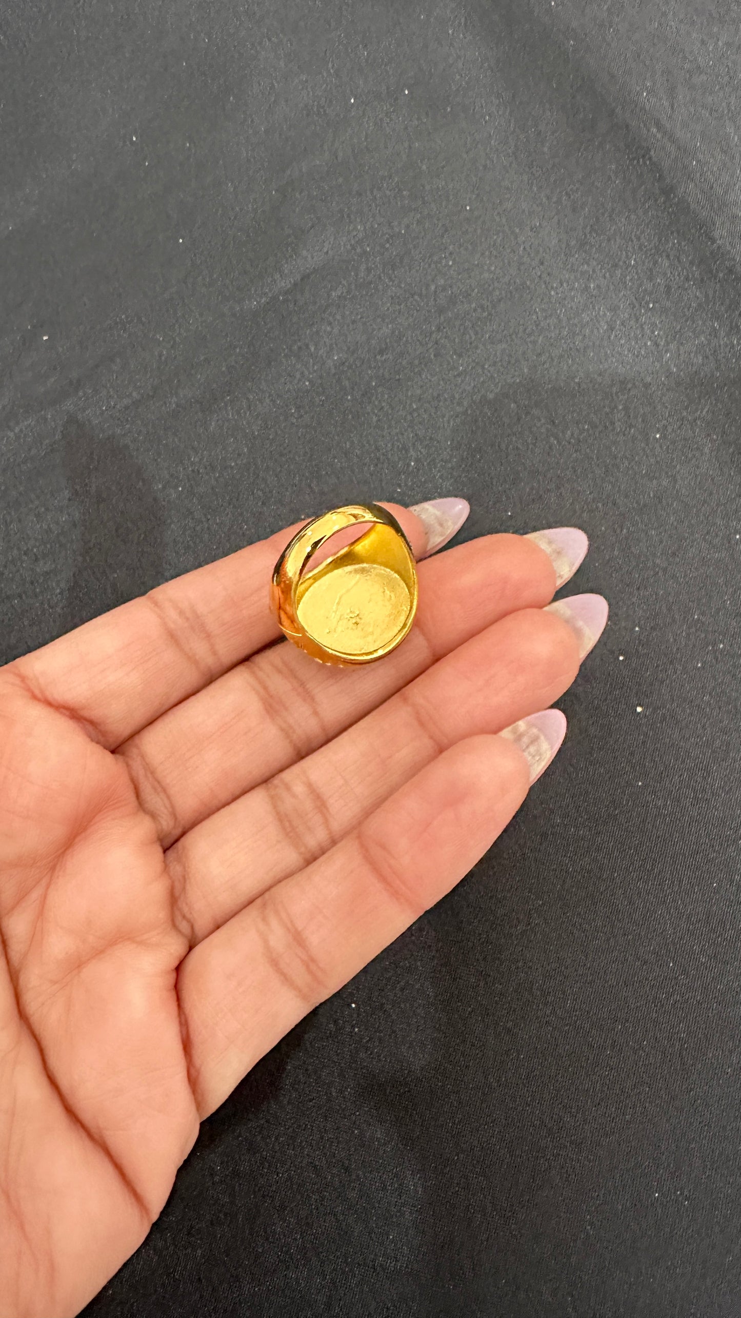 Mens gold look ring