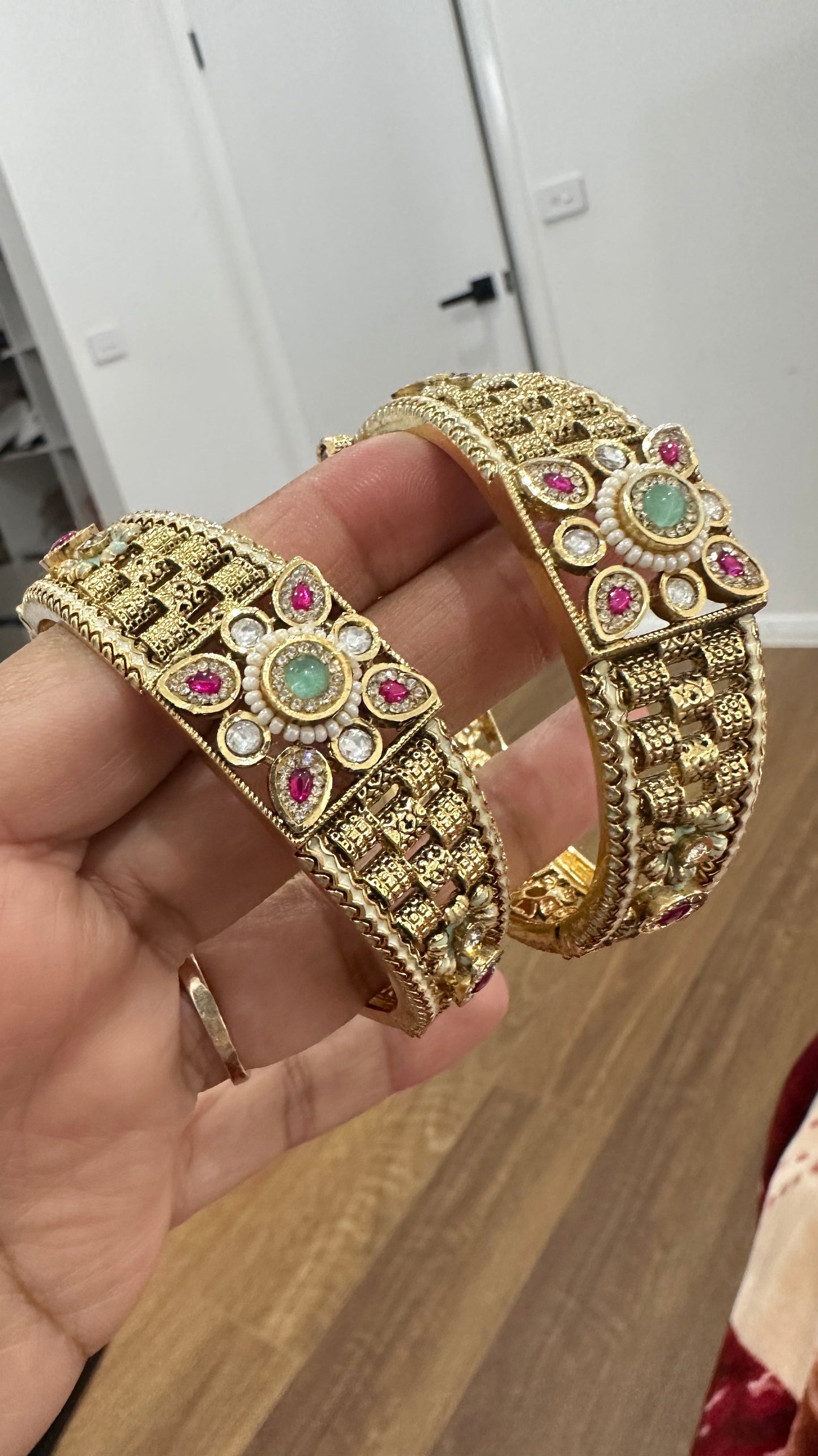 antique Gold look kangan sandookh collection design no 10