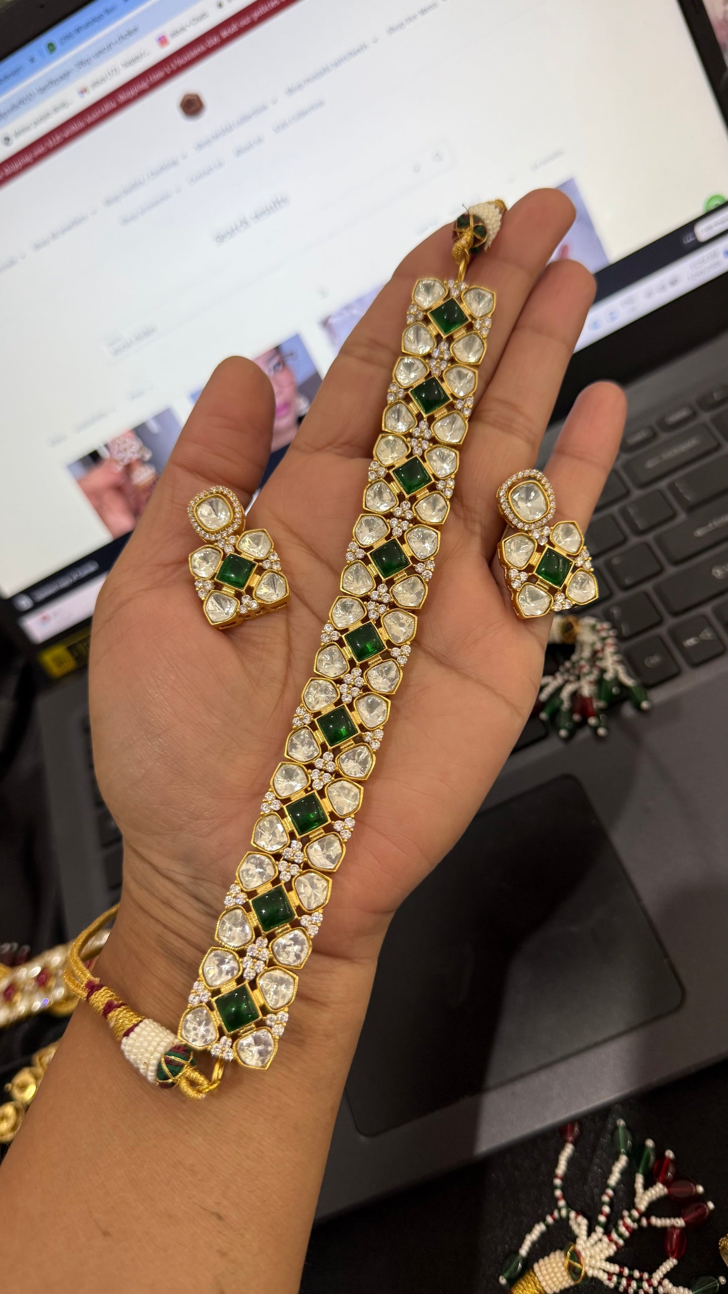 uncut kundan gold plated choker necklace with earrings Green