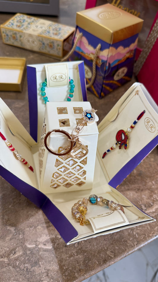 Premium family pack for rakhi