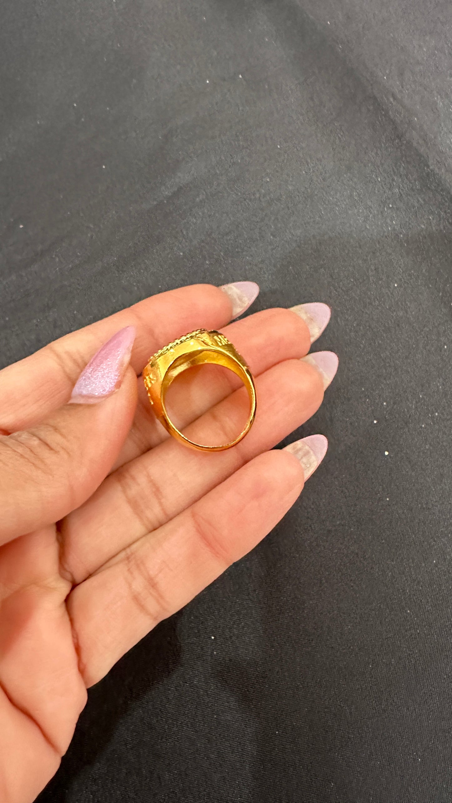 Mens gold look ring