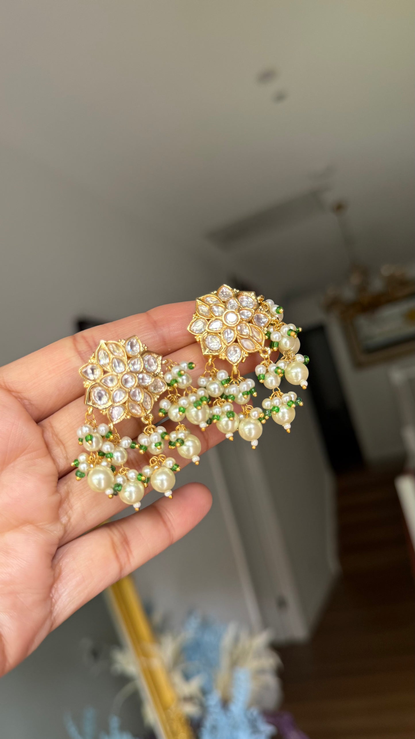 gold plated kundan stud statement piece 