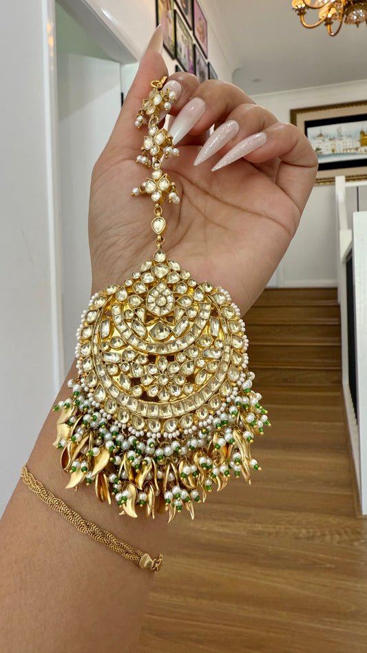 Gold-plated Pachi Kundan tikka for brides and special occasions