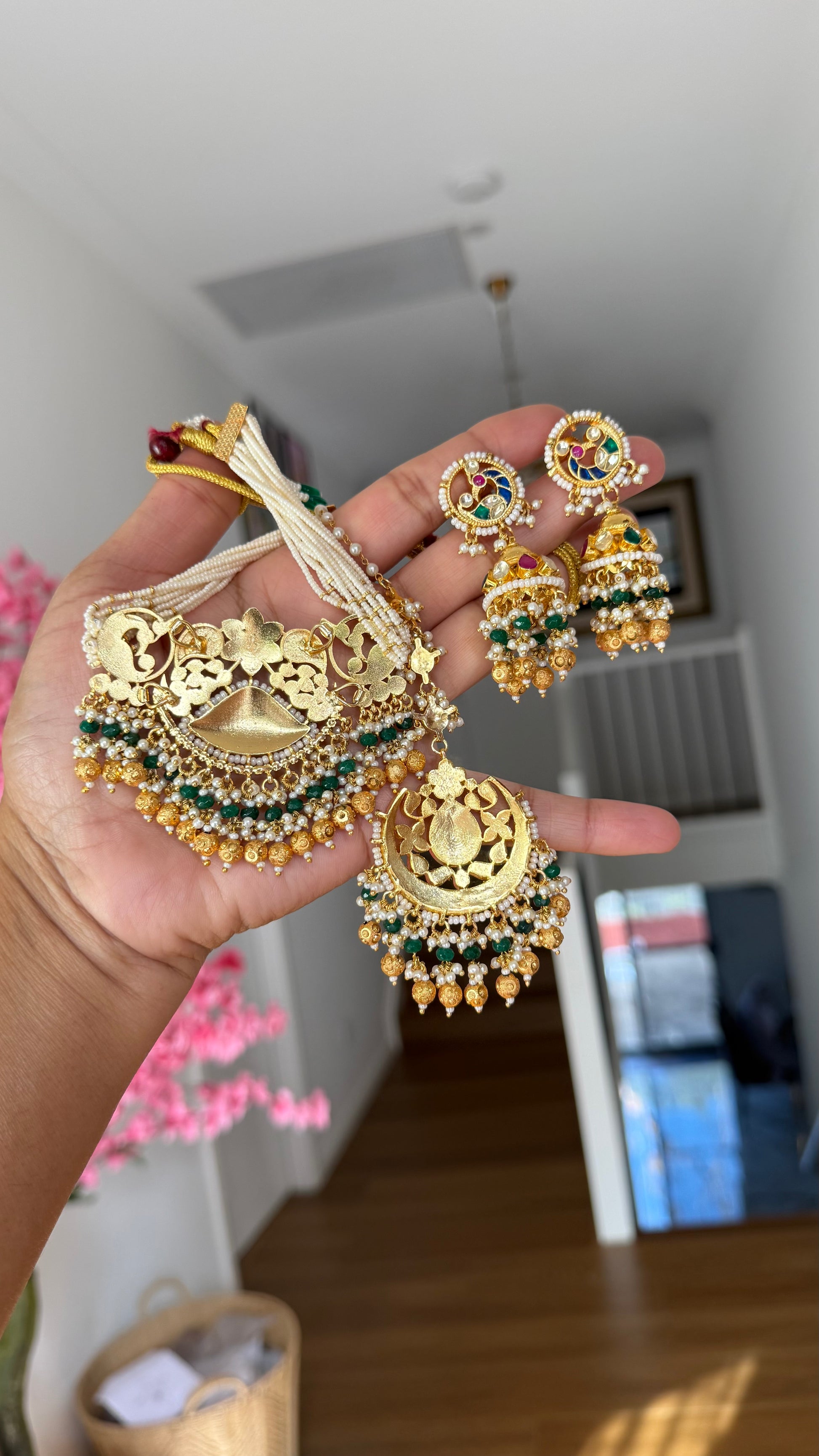 Handmade Pachi Kundan Choker Set in Gold and Meenakari Work