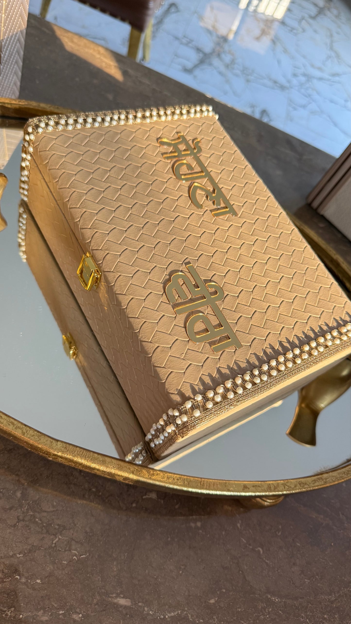 Luxury Rakhi hamper with designer Rakhi and chocolates