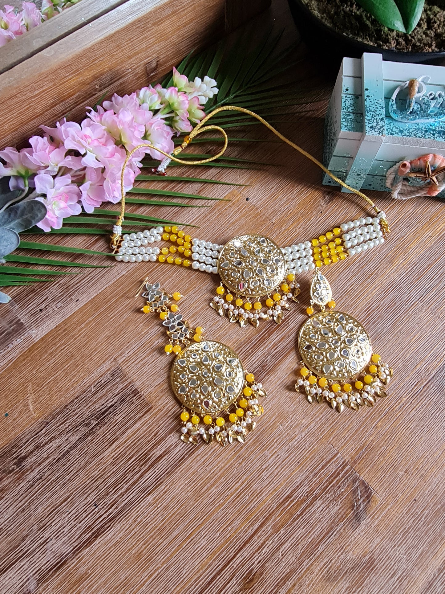 Mehraab mirrior punjabi choker set