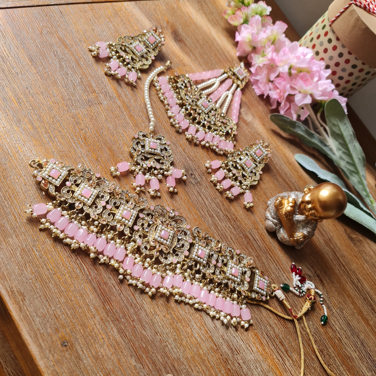 Zara pakistani passa choker set