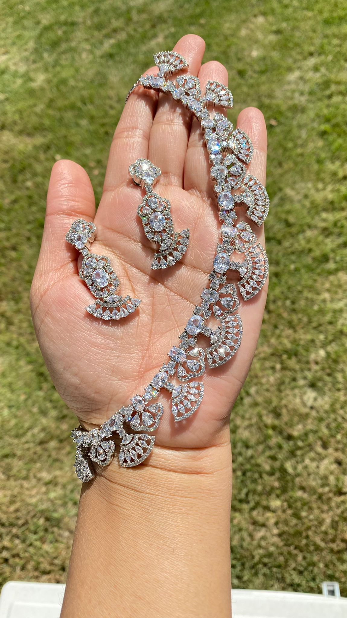 Heera american diamond necklace