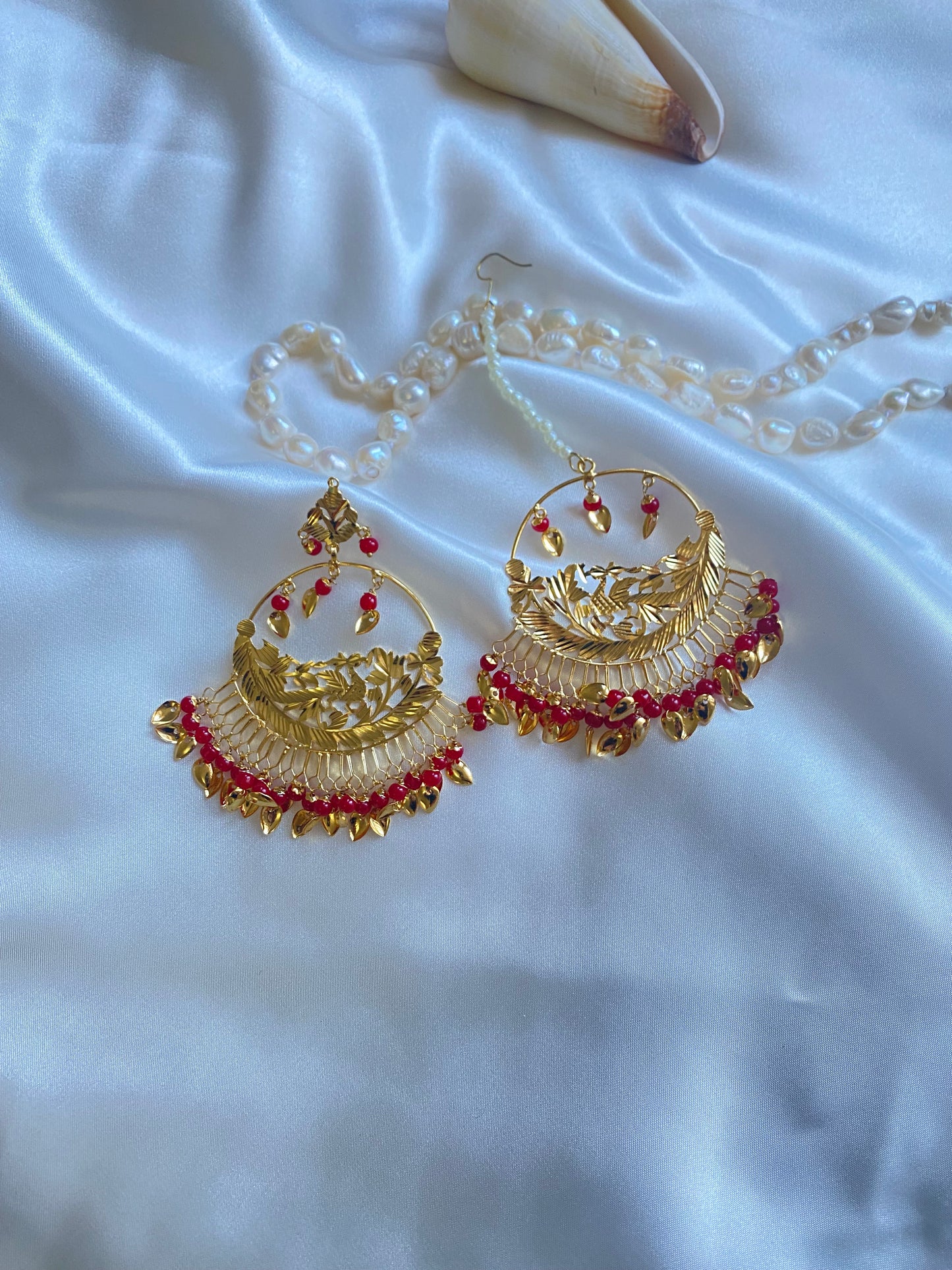 pippal patti light weight earring and tikka