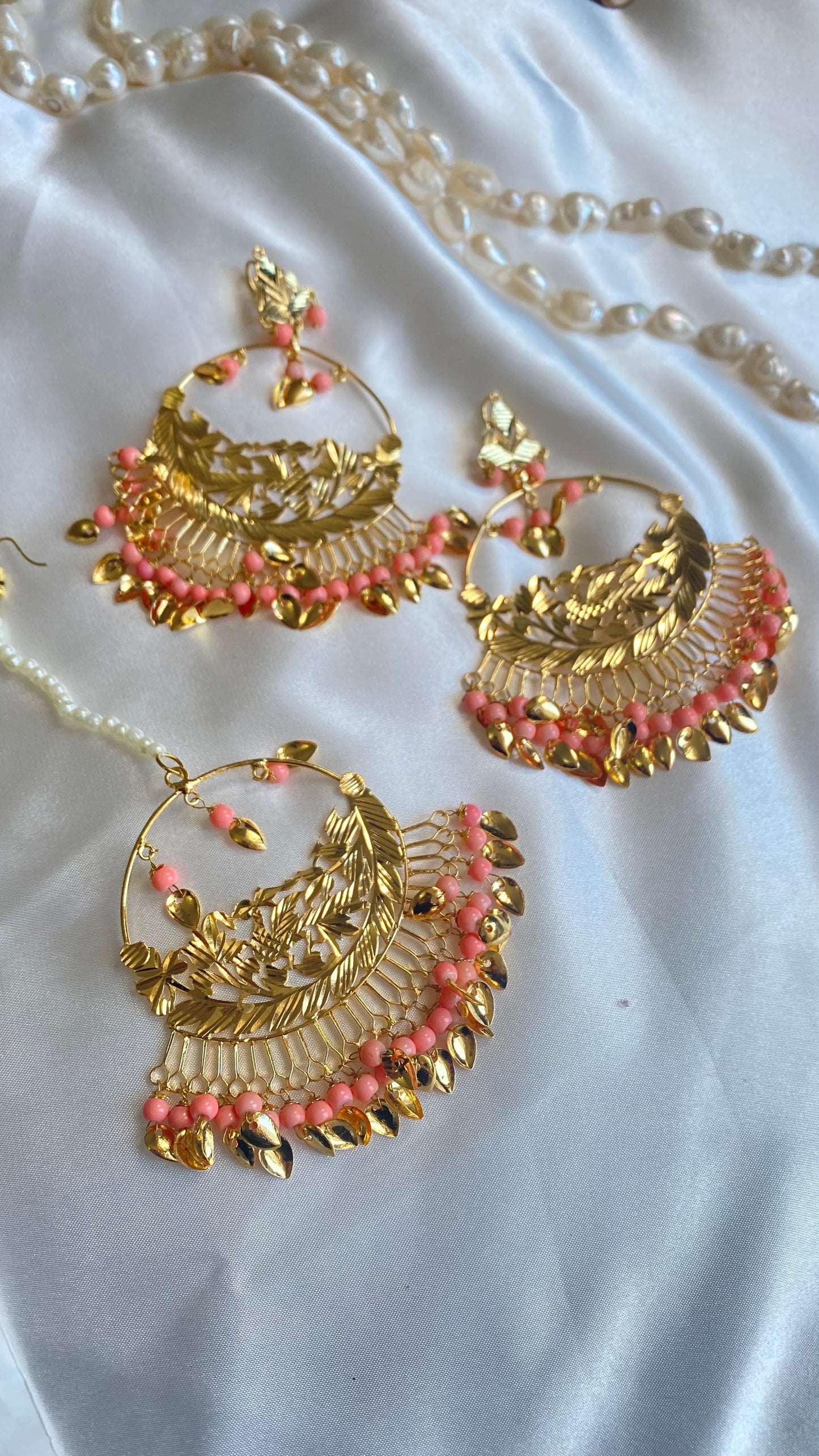 pippal patti light weight earring and tikka