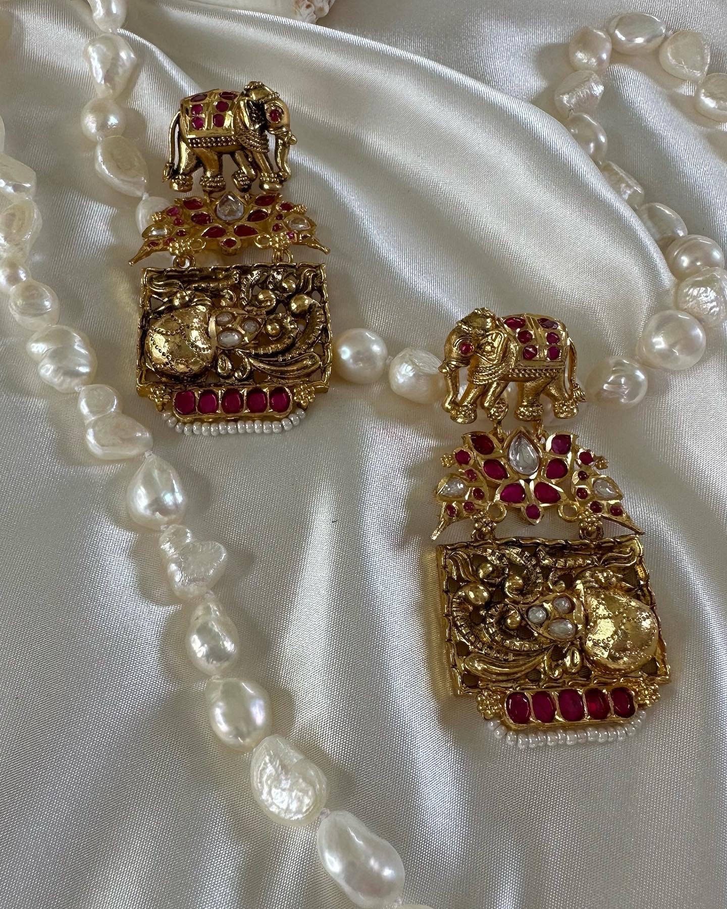 antique look earrings