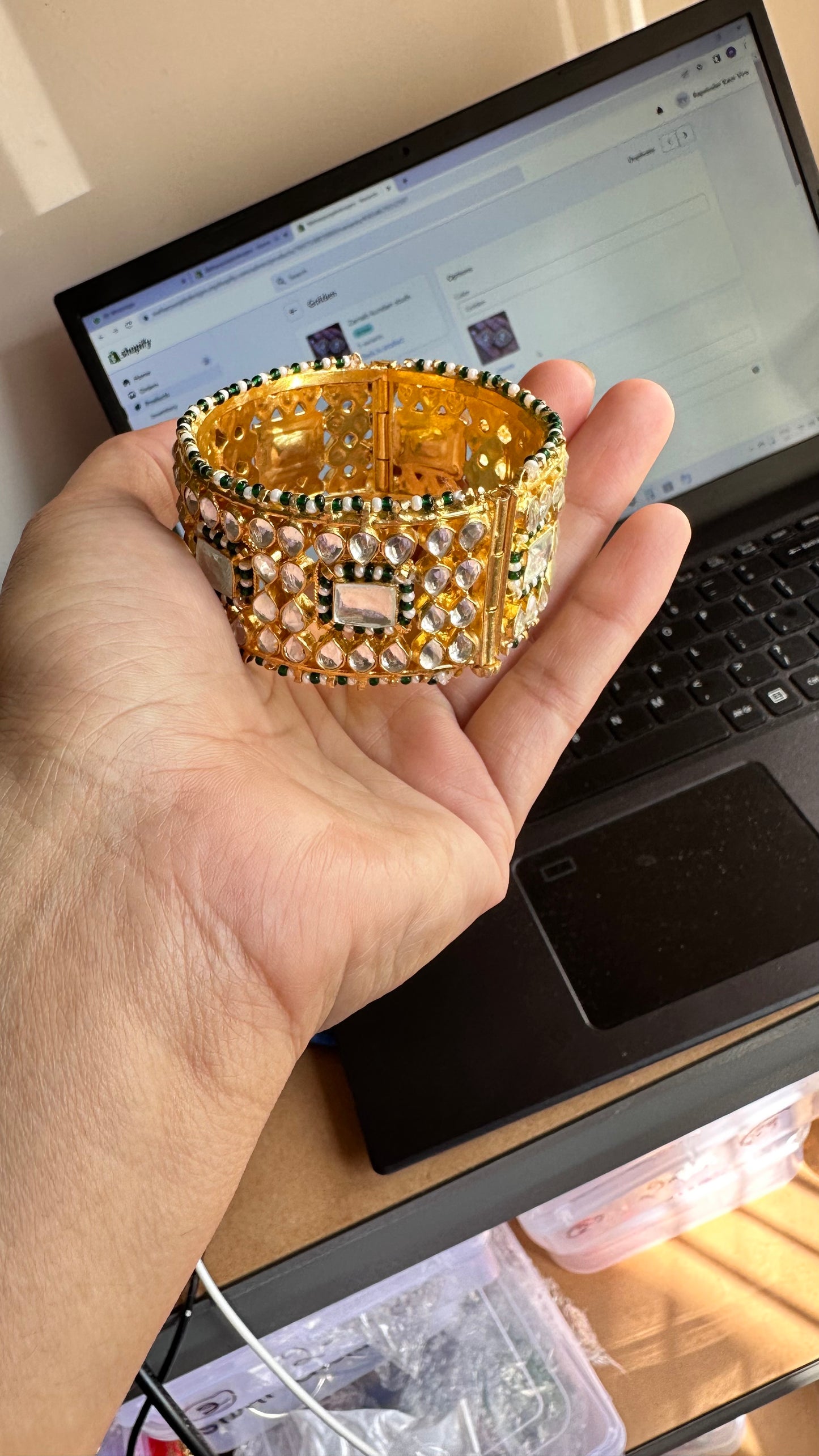 Green pachi kundan kangan openable
