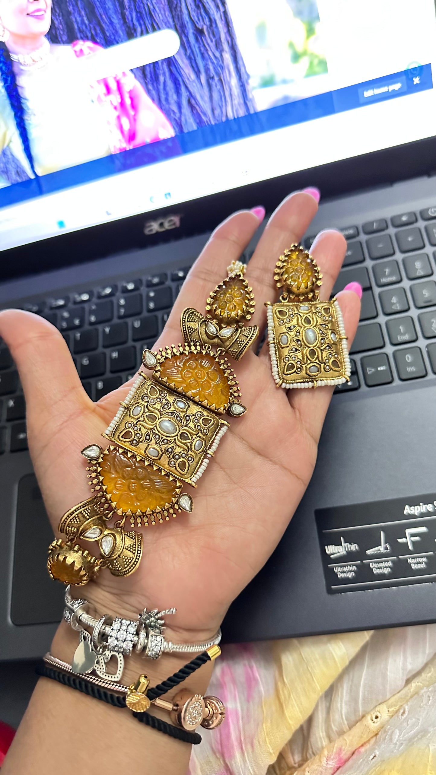 Rangreza choker