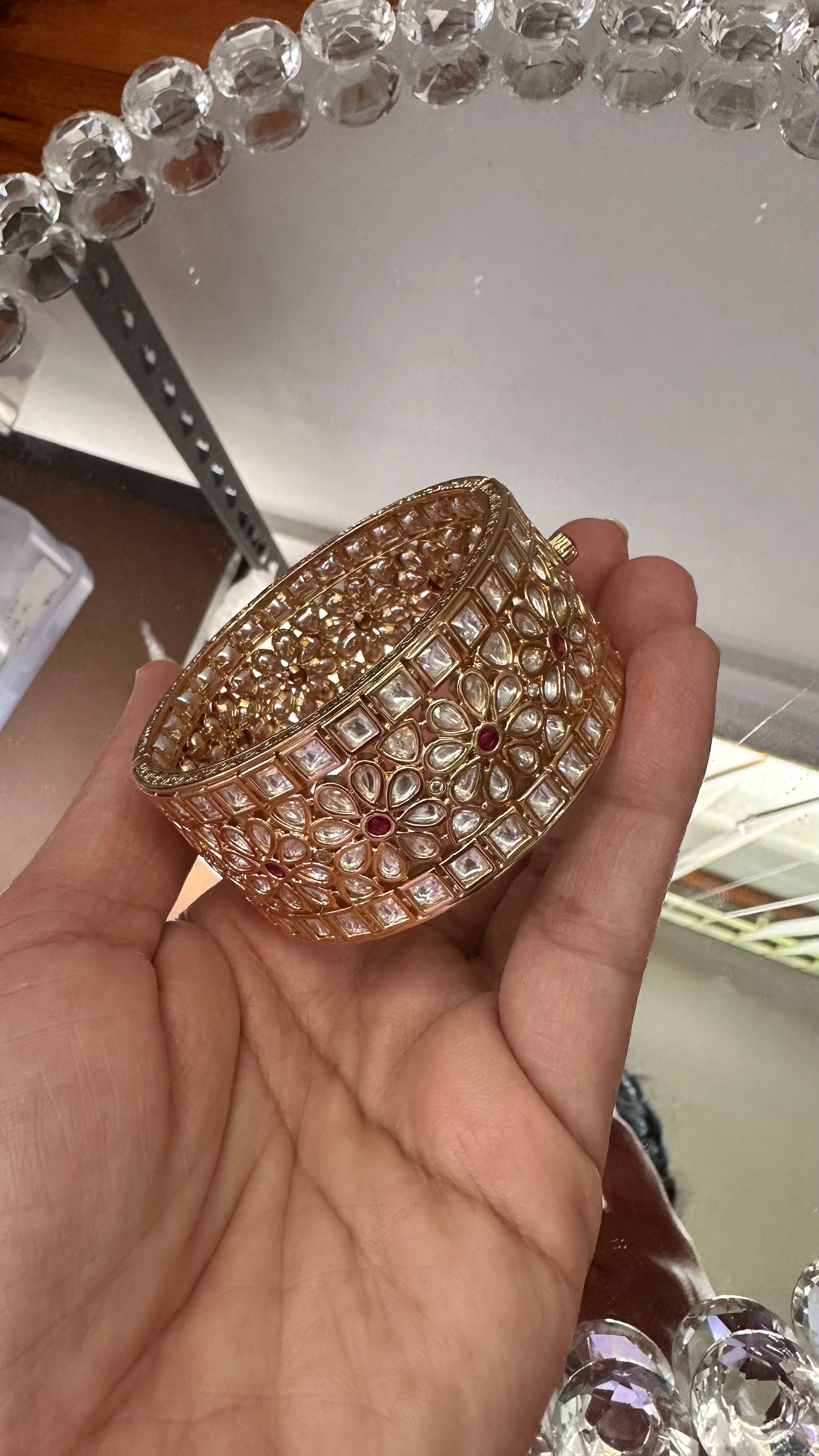 golden uncut kundan kangan openable