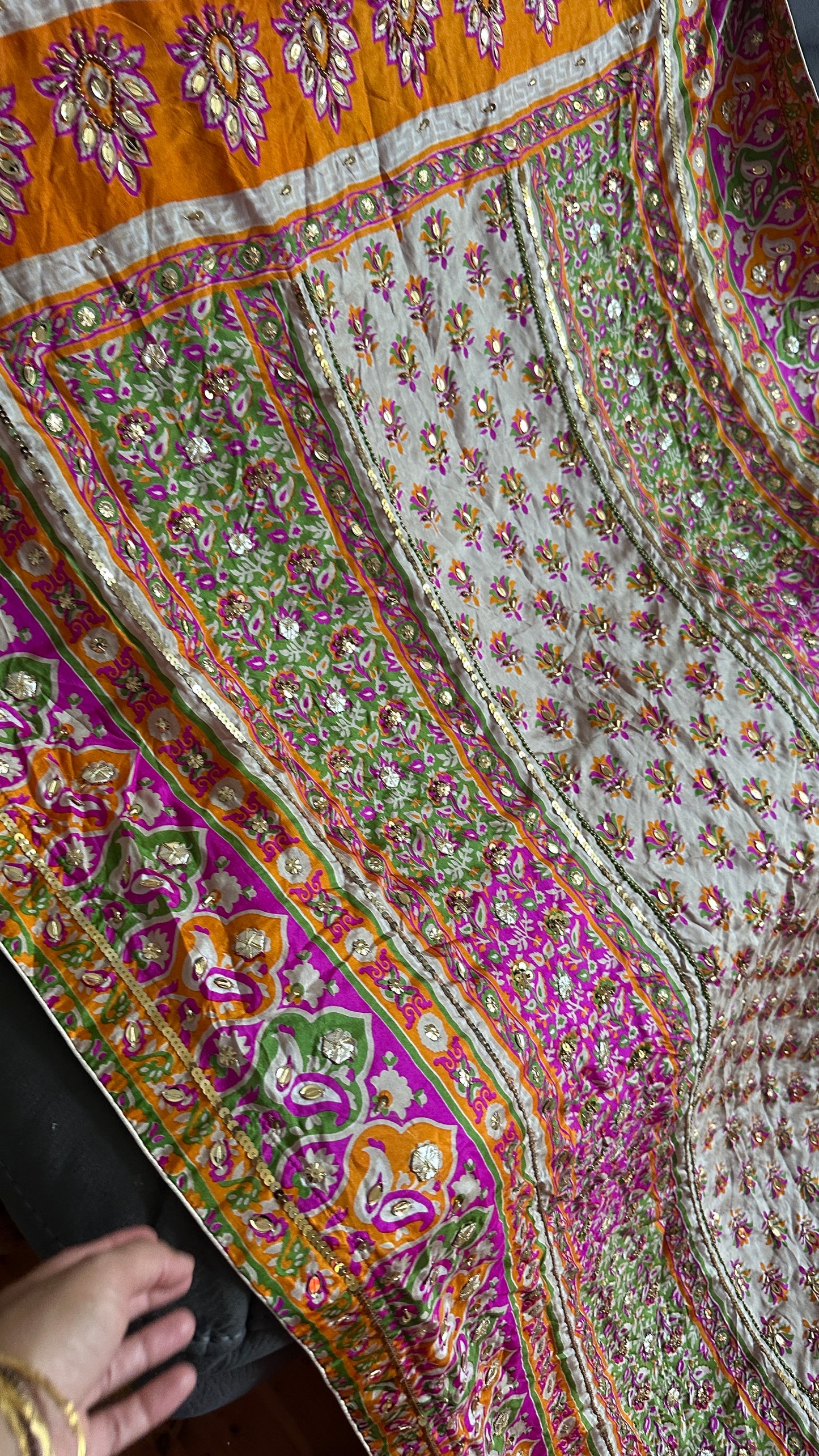 Pakistani dupatta with lining and full hand work