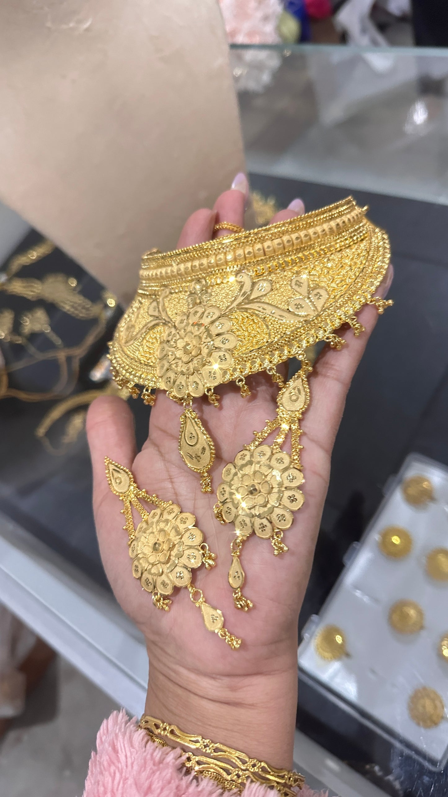 Gold plated choker set Sandookh collection bridal