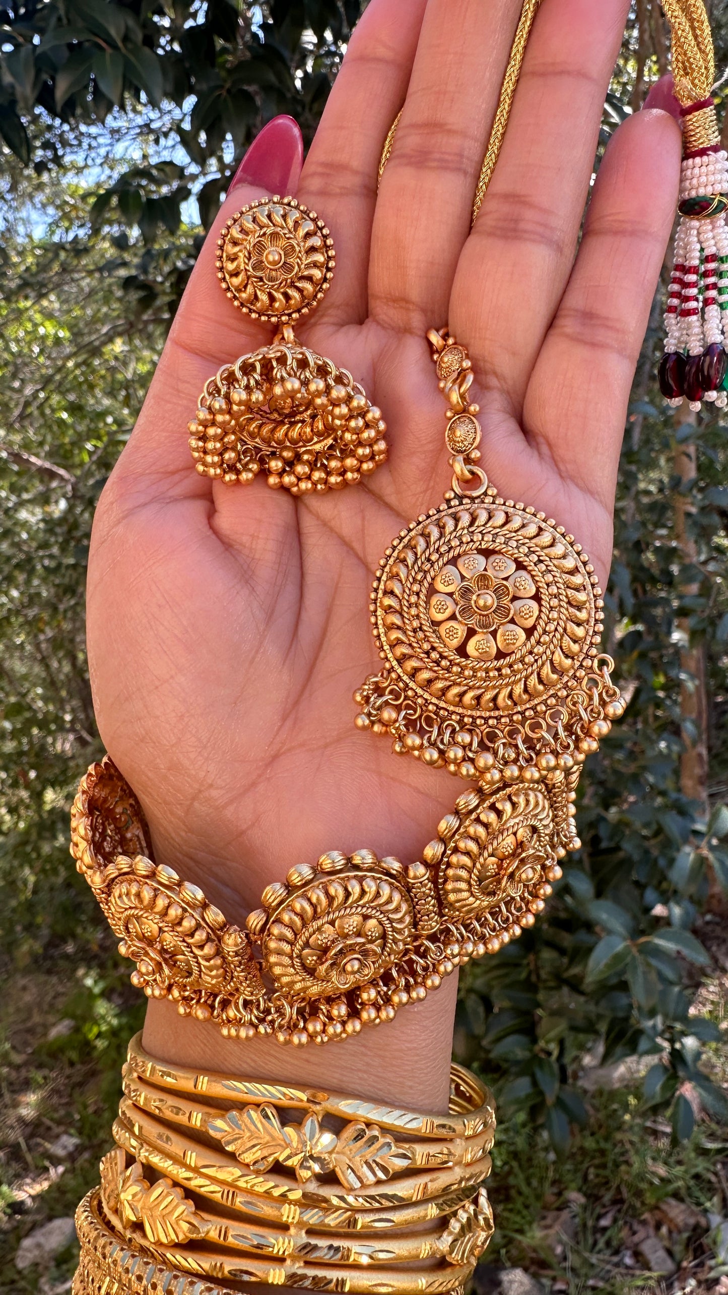 Antique gold look choker set Sandookh collection