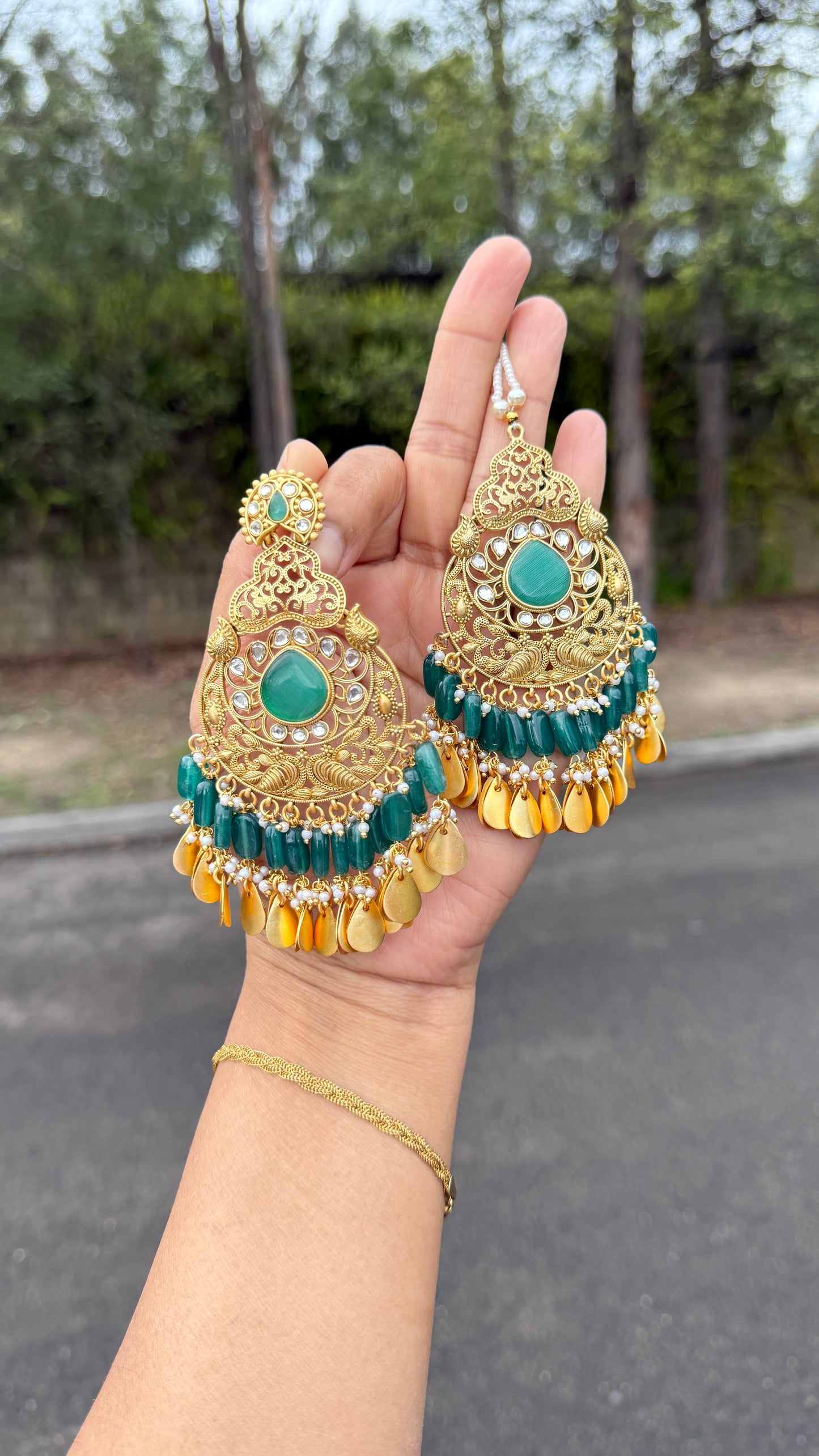 Kaira oversizes earrings with tikka Antique look