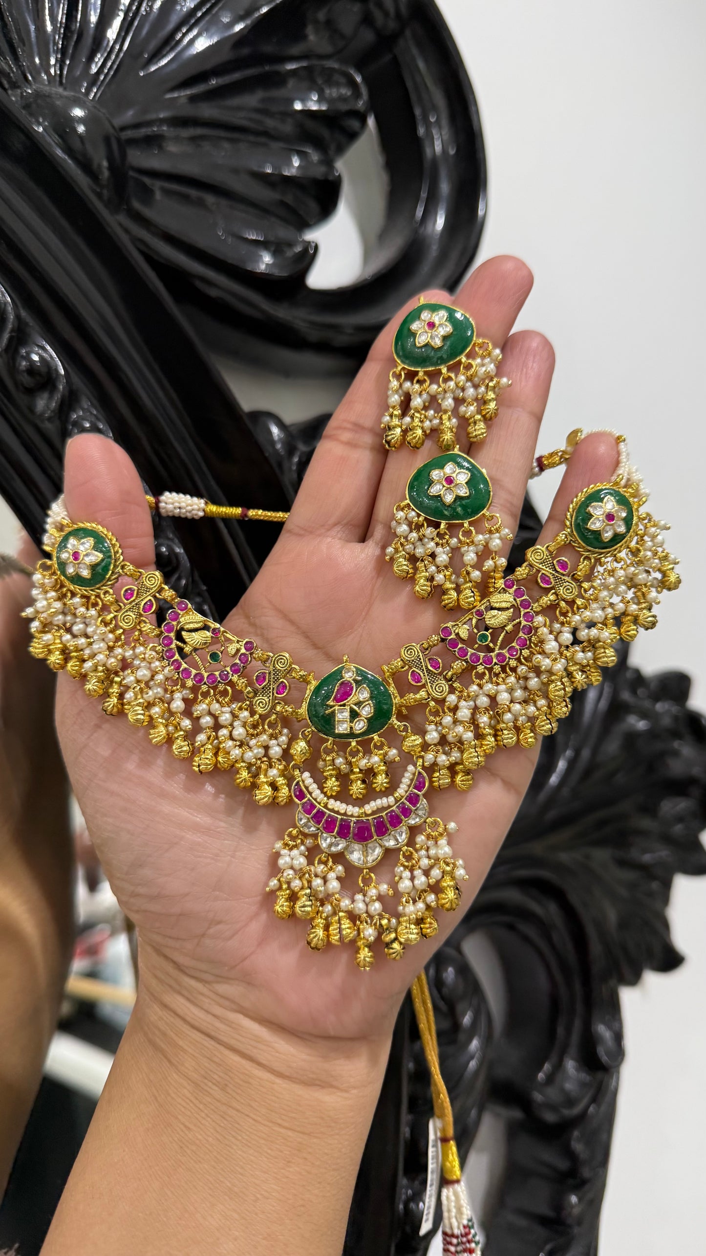 Pachi kundan choker necklace with earrings gold plated
