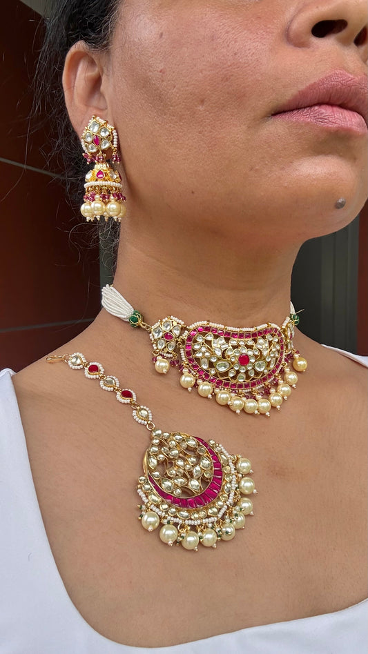 Gold Plated pachi kundan necklace with matching earrings
