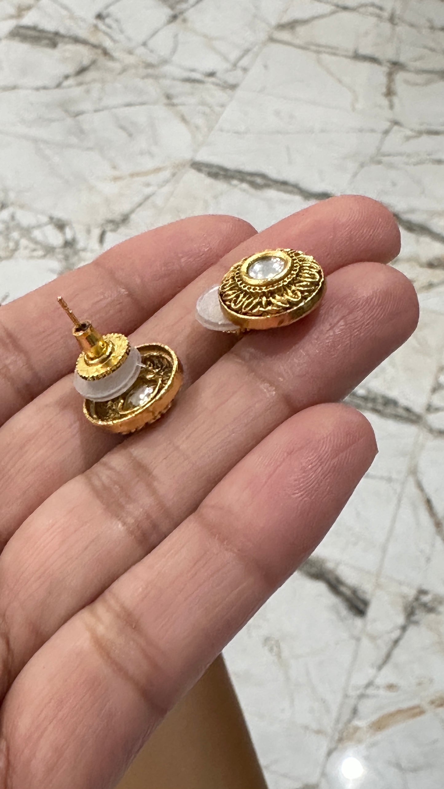 Uncut kundan studs