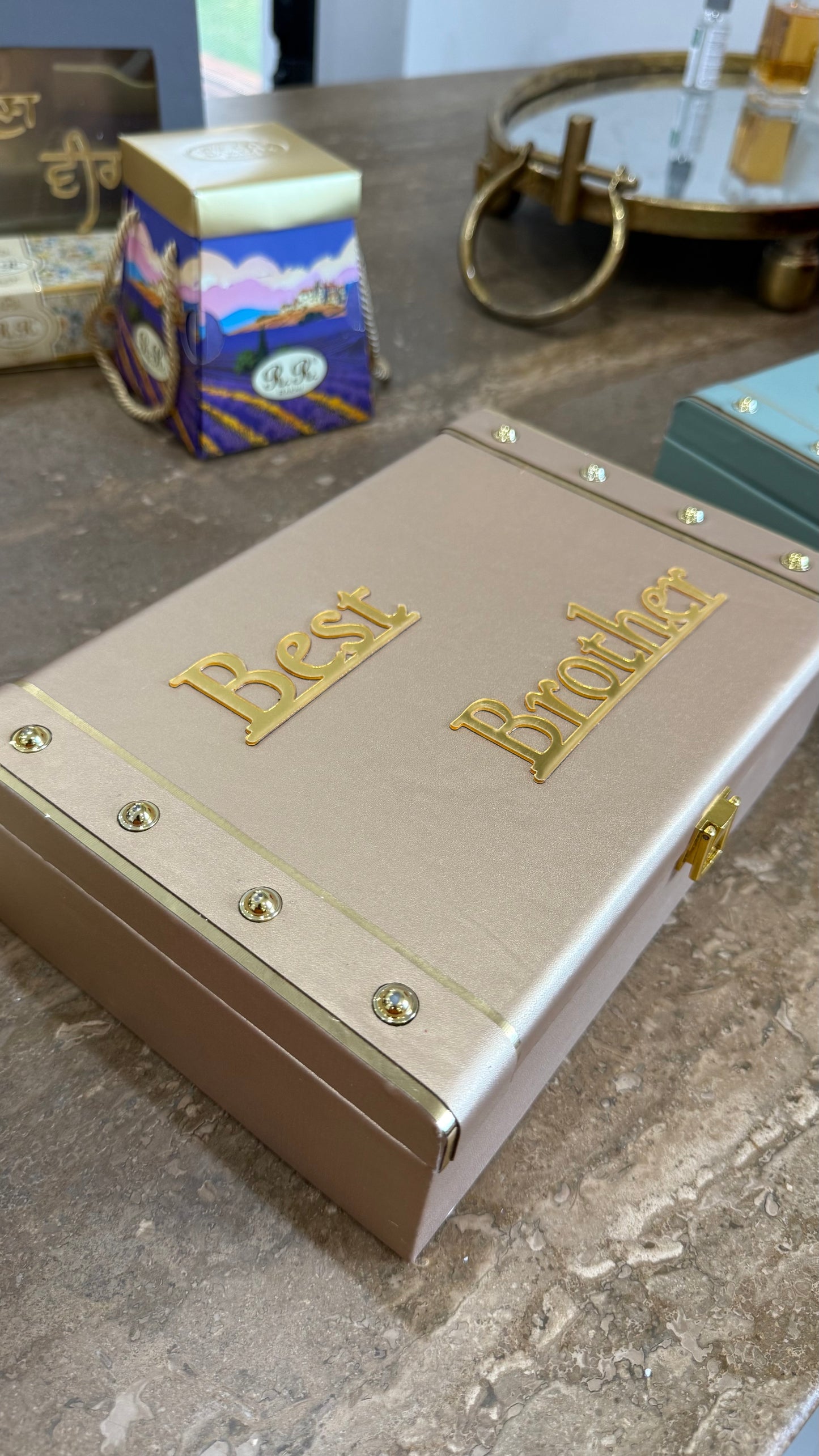 rakhi gift hamper empty box