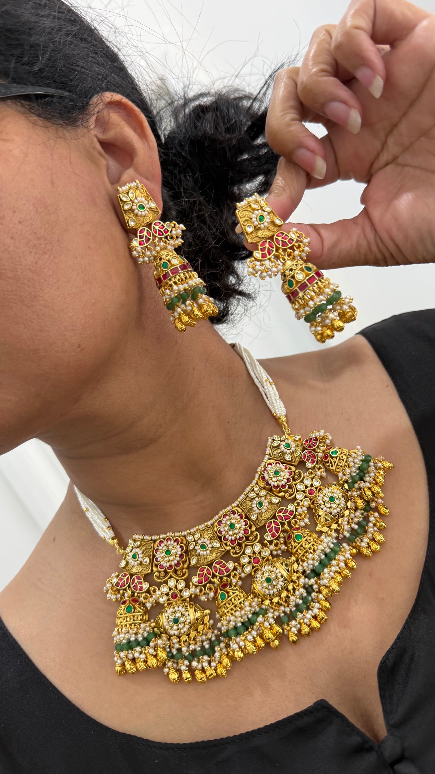 Heritage Jewelry  Gold Plated Indian Choker Set with Earrings – Bridal Jewelry Sandookh collection