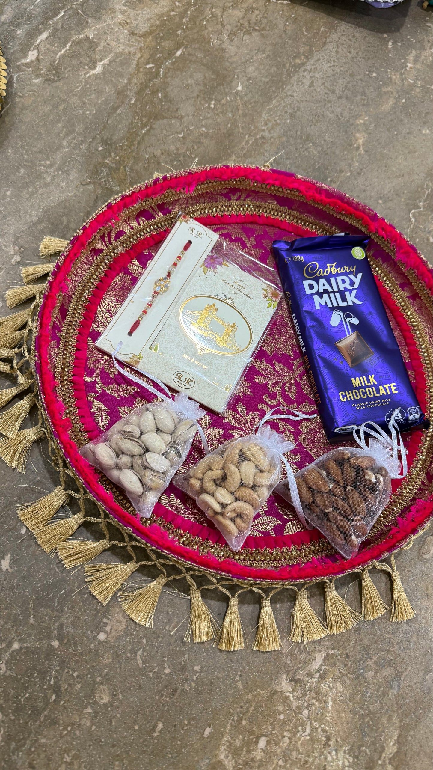 Rakhi Gift Hamper
