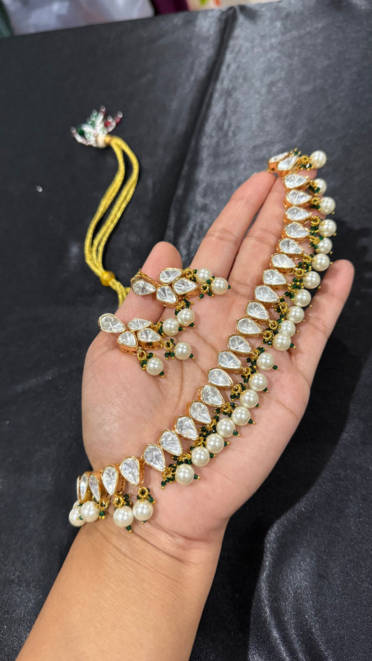 gold plated kundan necklace