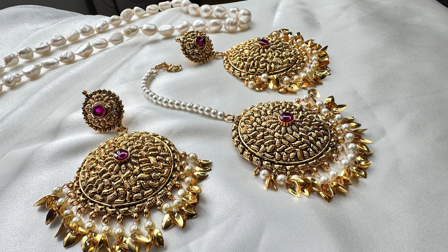 Gold plated earrings tikka sandookh
