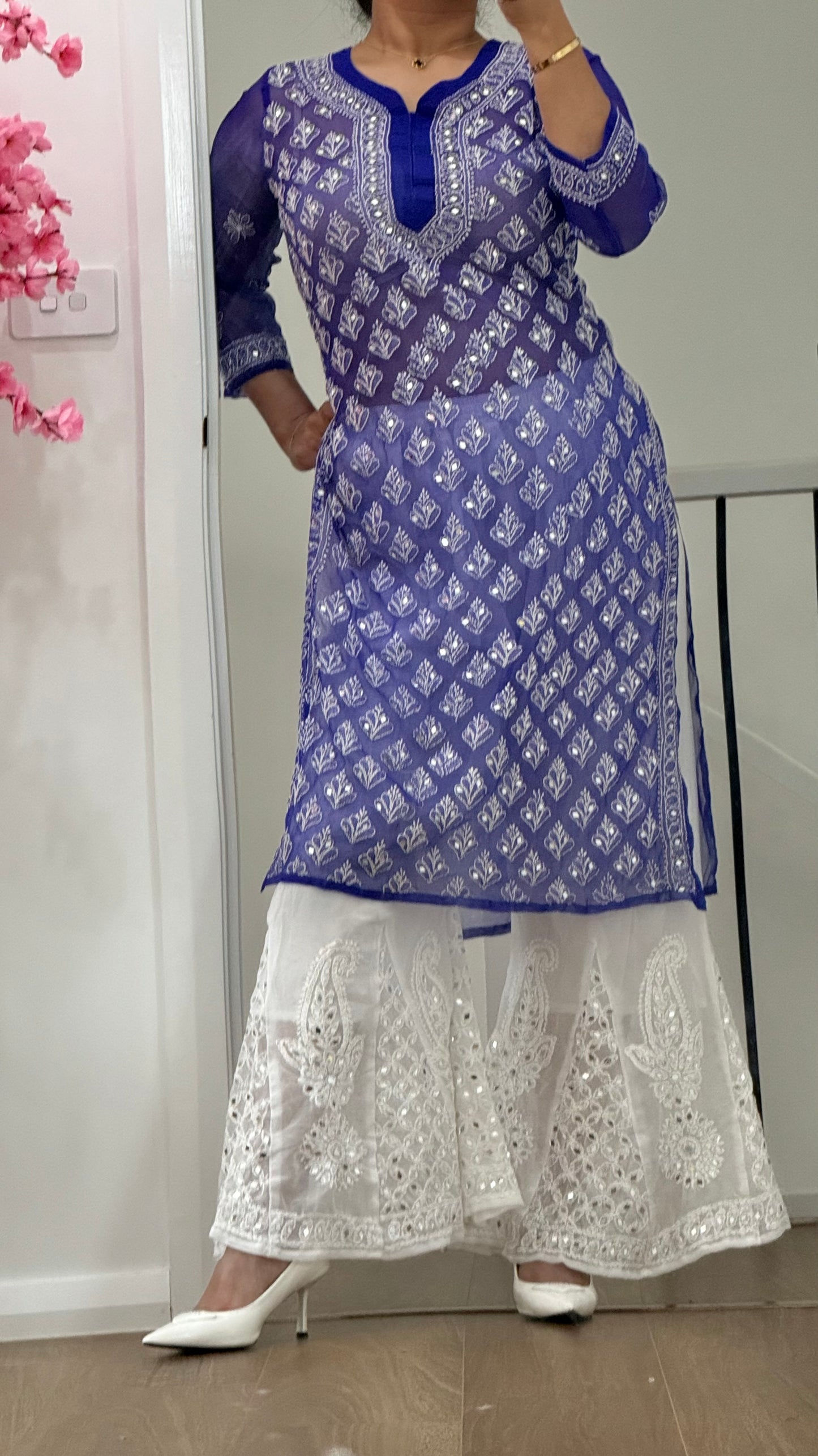 chikankari blue kurti set / Indian kurta set/ Indian Outfit/ Chikankari black kurti set, traditional Indian outfit with intricate embroidery, perfect for casual and festive occasions. Indian kurta set suitable for elegant styling