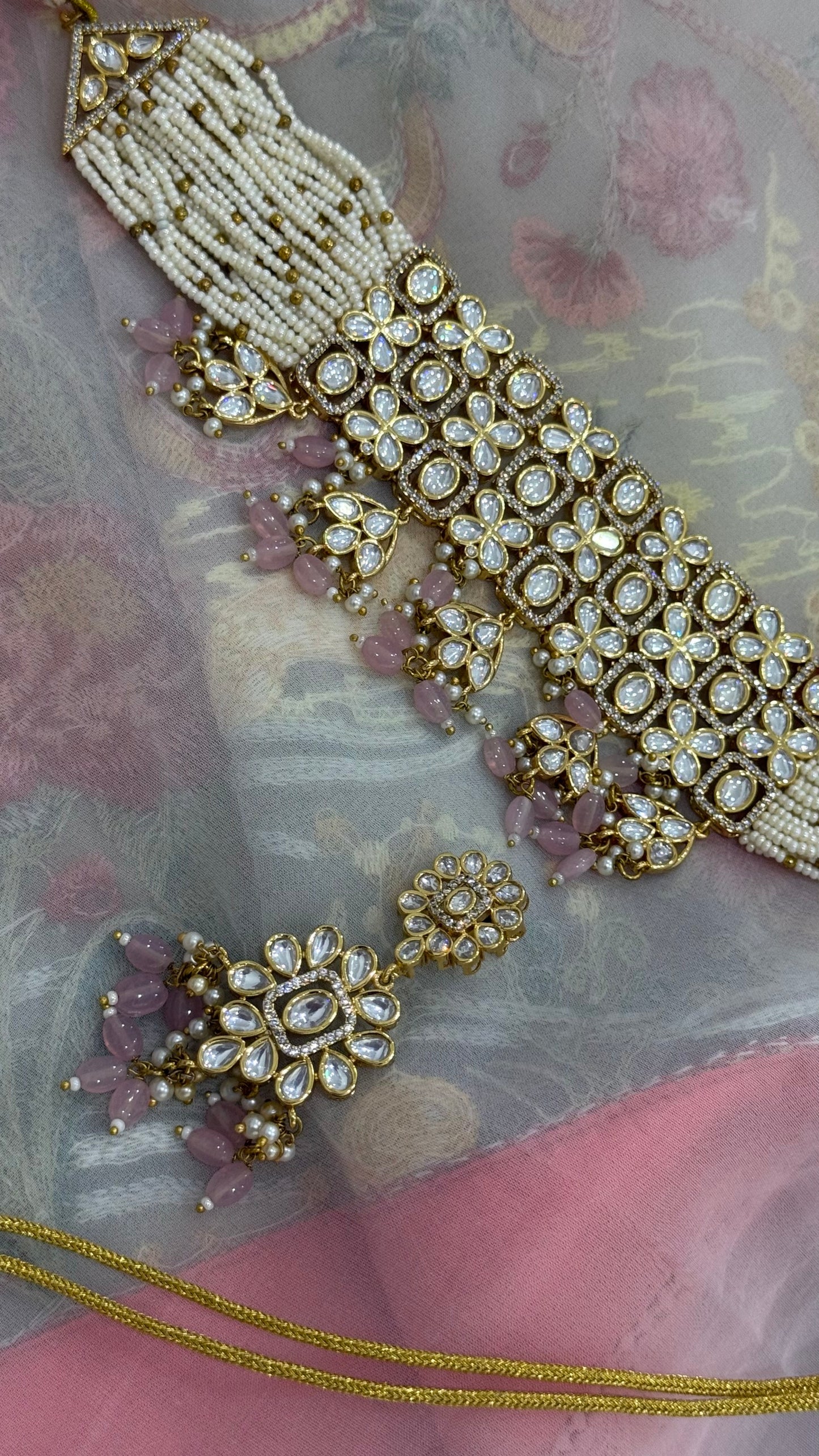 Uncut kundan necklace/choker