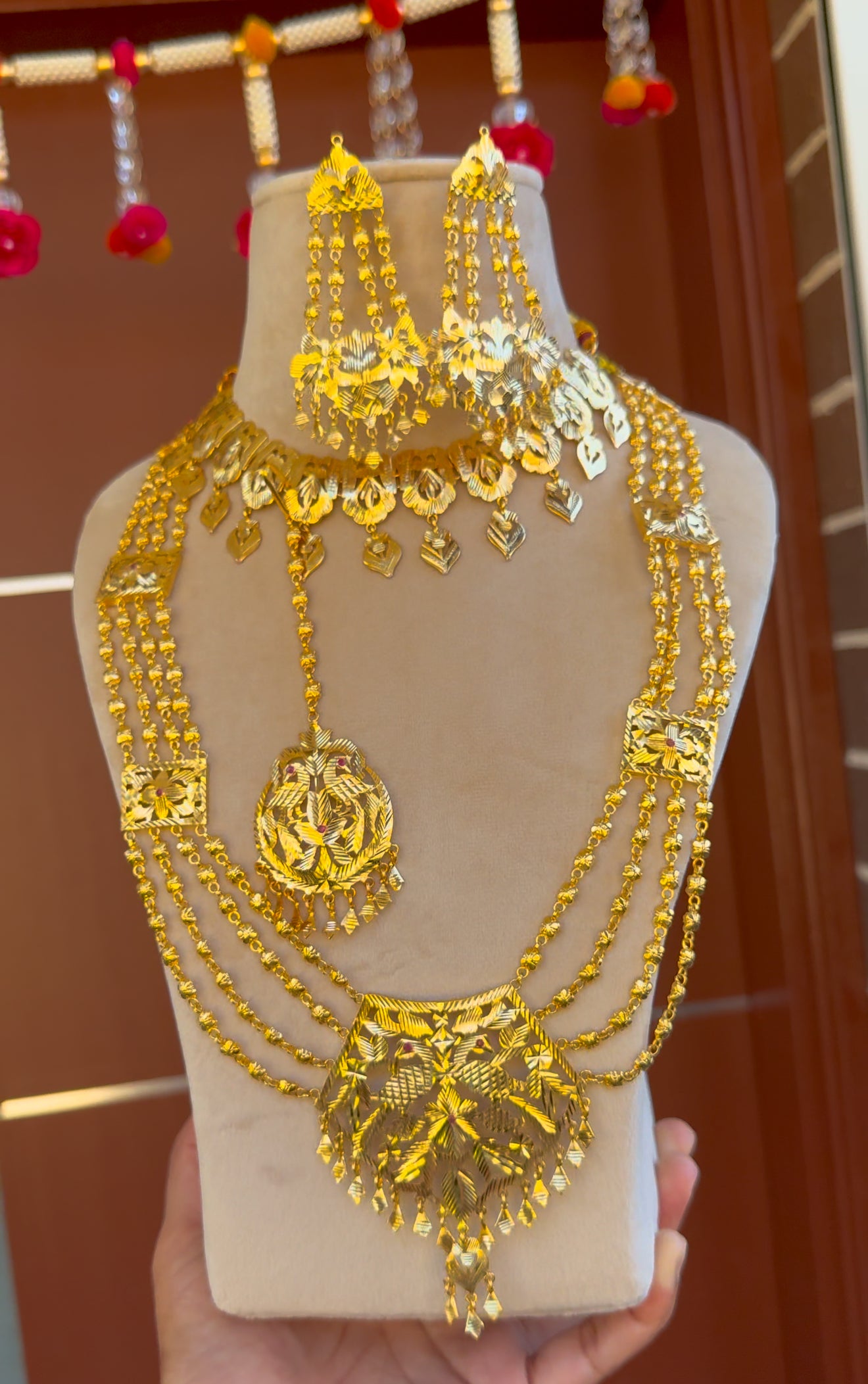 Gold plated raani haar sandookh collection