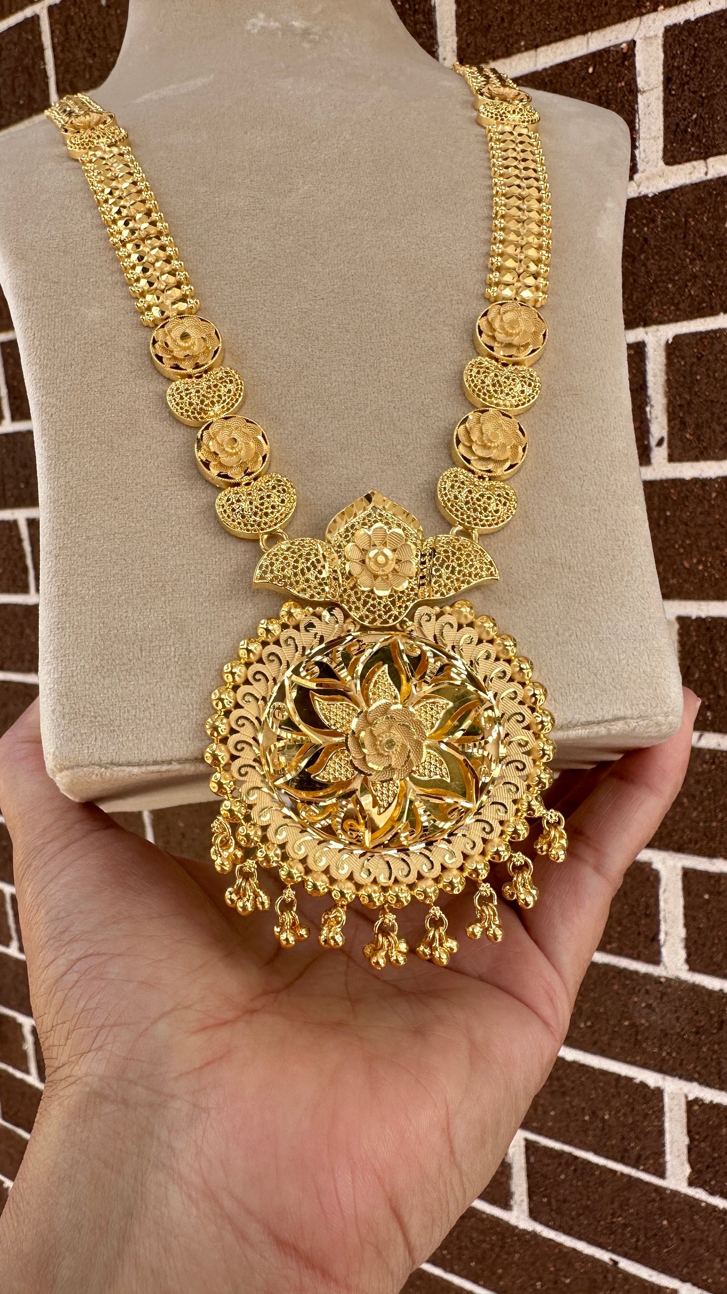 Gold plated raani haar Sandookh collection